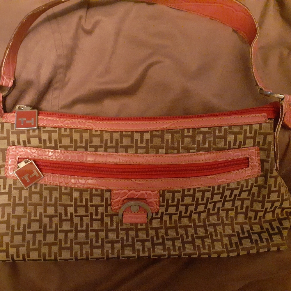 Tommy Hilfiger purse